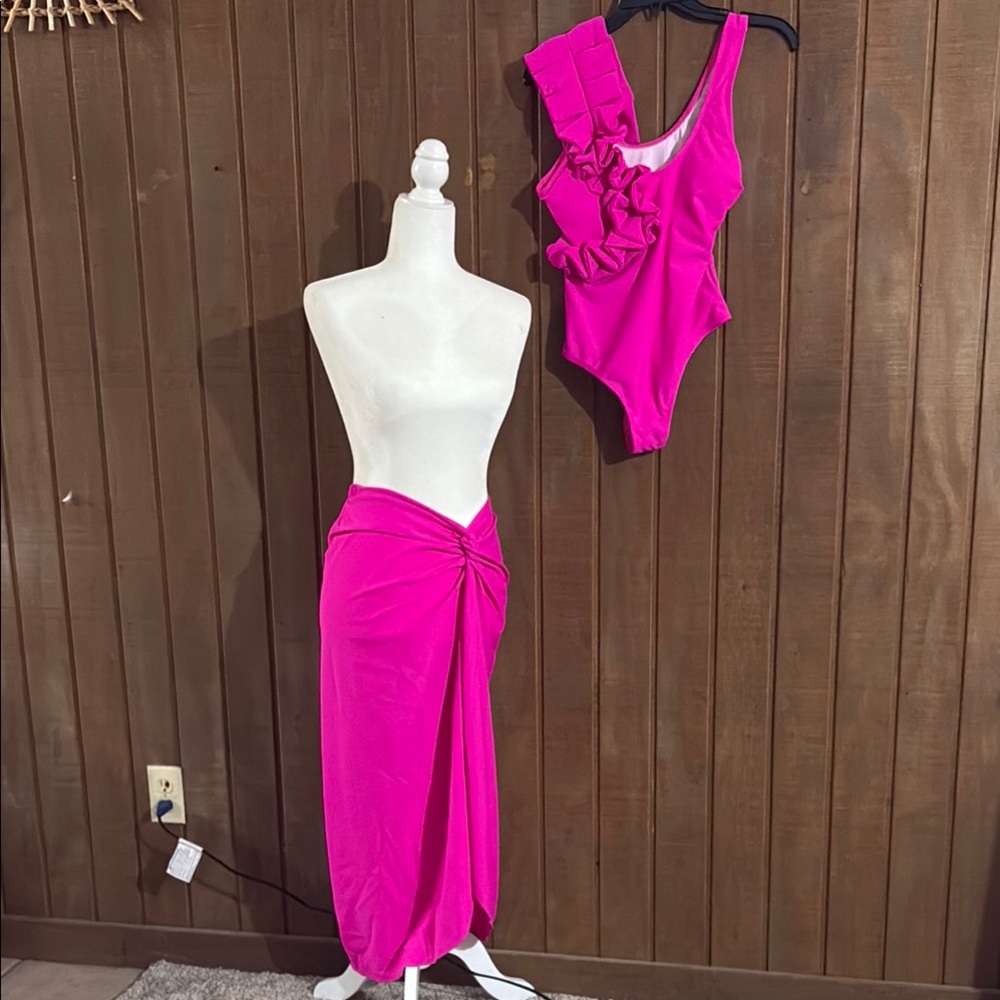 Vibrant Pink Ruffled One-Shoulder Swimsuit